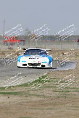 media/Oct-25-2025-CalClub SCCA (Sat) [[34c778dfbe]]/Group 3/Qualifying/